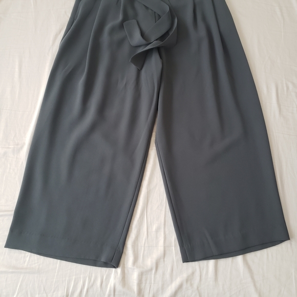 NWT H&M Crop Wide Leg Pants Dark Grey - Picture 7 of 16